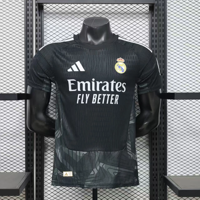 Real Madrid 26-27 Goalkeeper Football Jersey Player Version